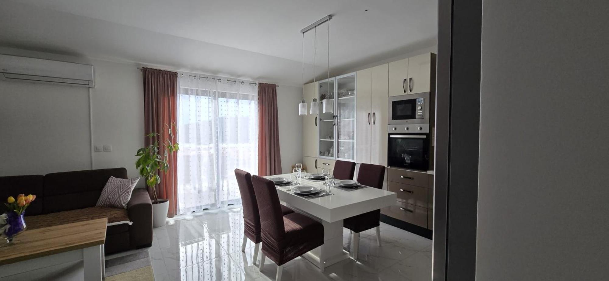 Apartman Grosic Brna Buitenkant foto