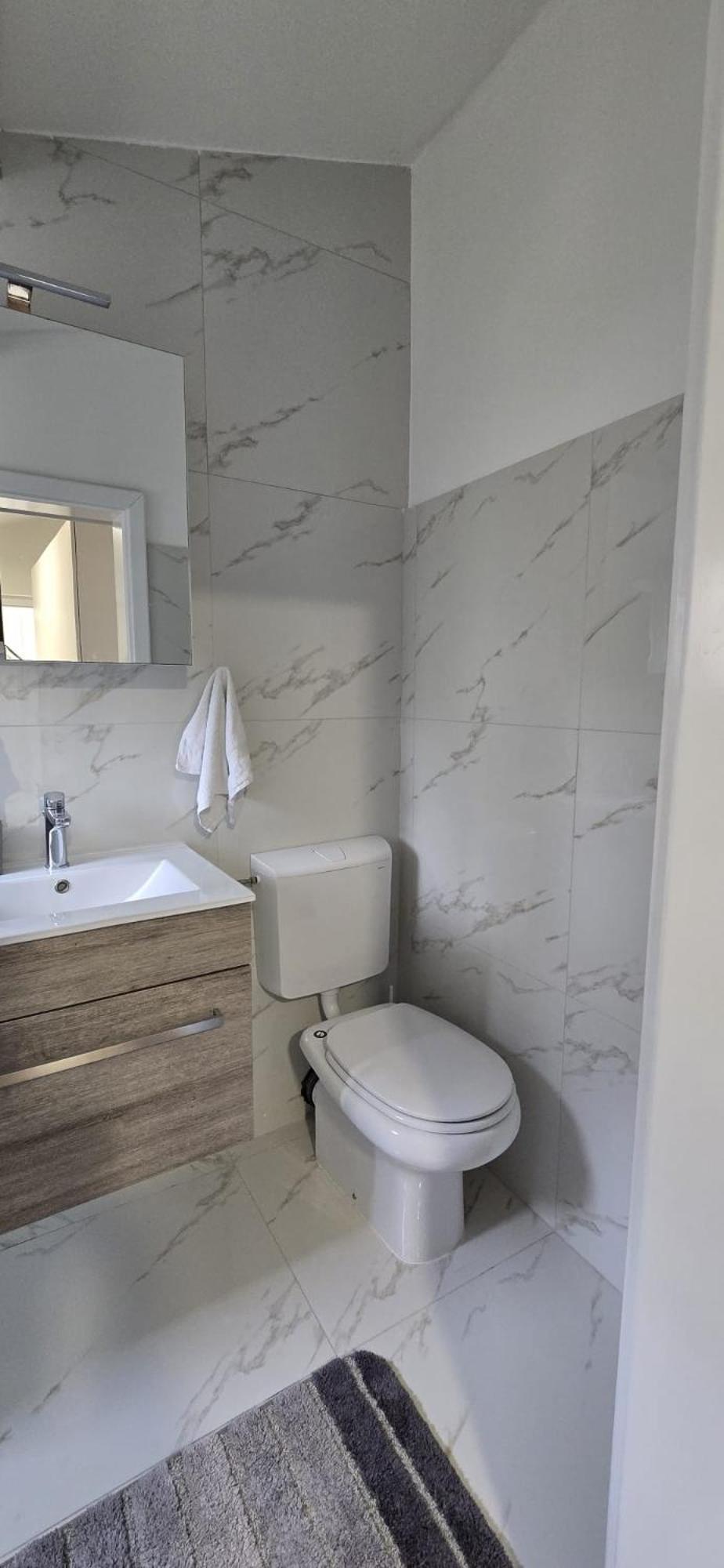 Apartman Grosic Brna Buitenkant foto
